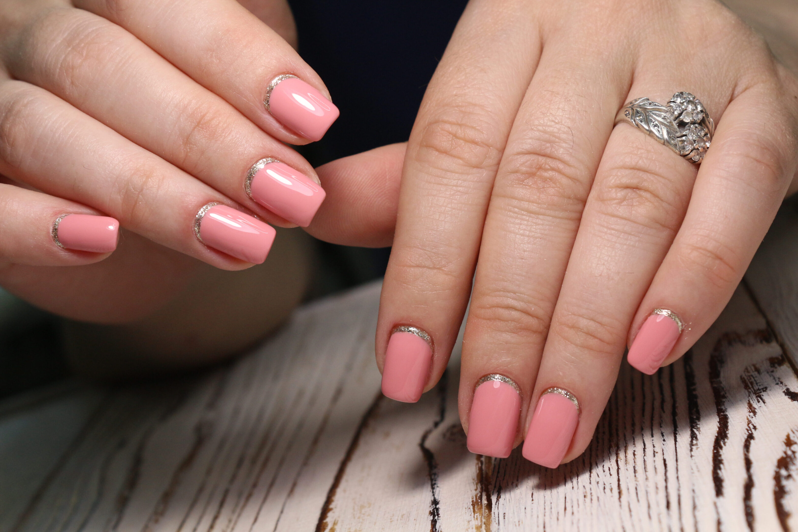 Closeup,Photo,Of,A,Beautiful,Female,Hands,With,Elegant,Manicure